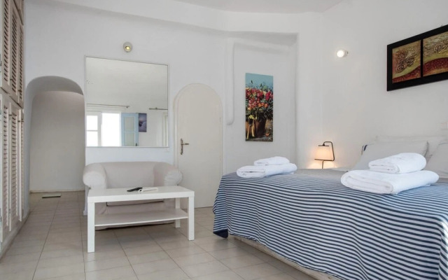 Alexander Villas Santorini Caldera Mare Suite Caldera View