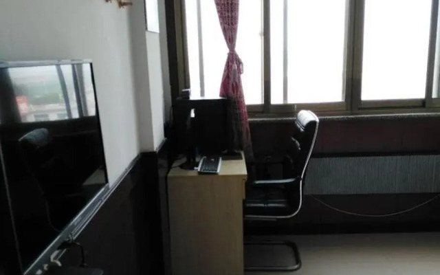 Xinhong Inn