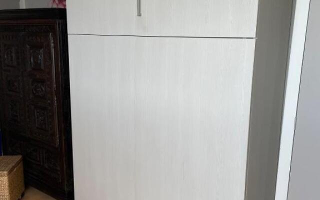 Studio with parking 100 m departures for the islands