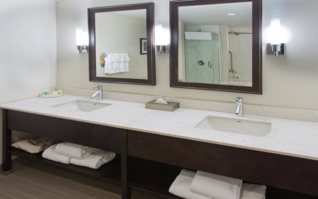 Holiday Inn & Suites Red Deer South