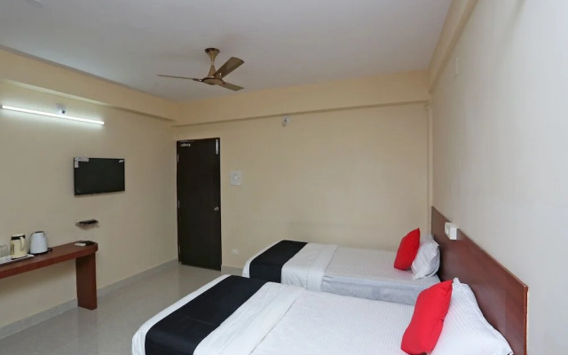 Ekamra Inn by OYO Rooms