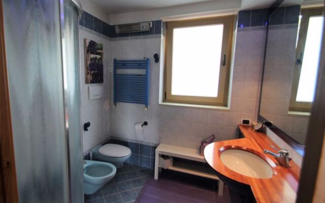 Apartment Angela Luino