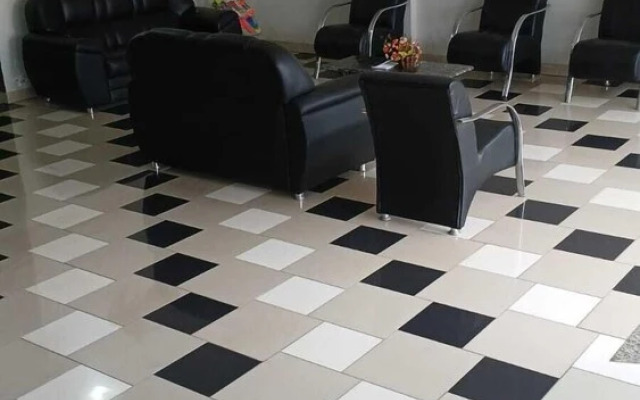 Gutemberg Plaza Hotel