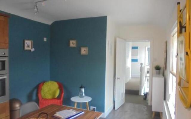 11B Beachside