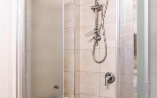 Luxury home Ahuza