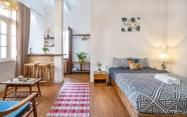 HoLo Ben Thanh Saigon - Serviced HomeStay