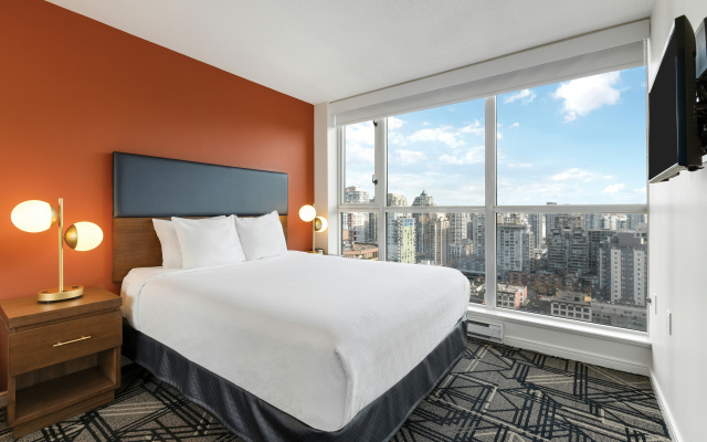 WorldMark Vancouver - The Canadian