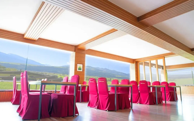 Evergreen Tourist Hotel