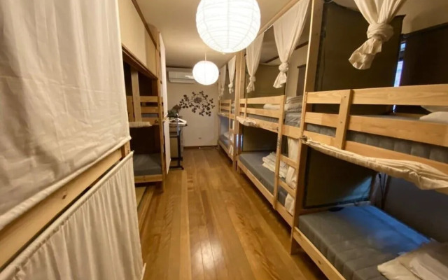 Tsuruya Guesthouse Hostel