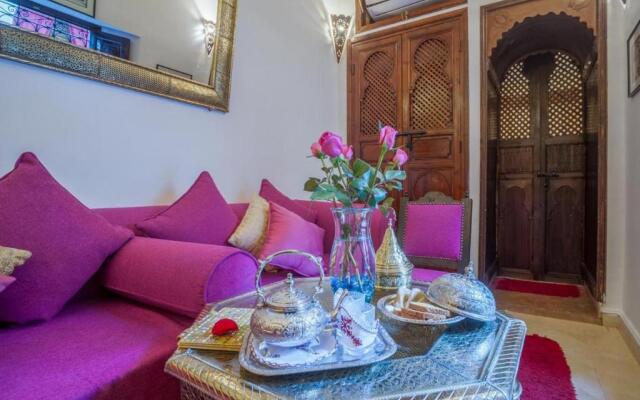 Room in BB - Riad Anabel - Rose Suite