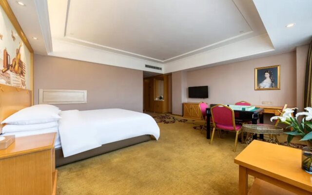 Vienna Hotel Chongqing Rongchang Binhai