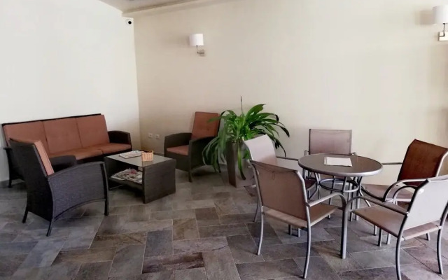 Aparthotel Tropical