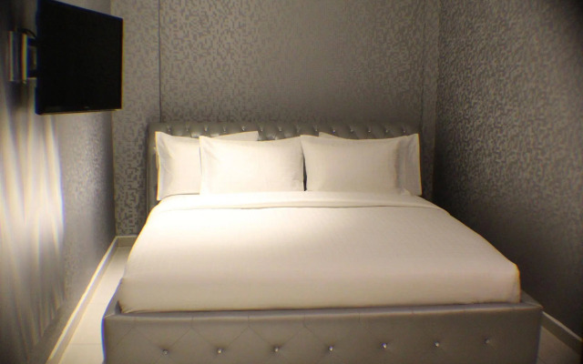 Victory Exclusive Hotel