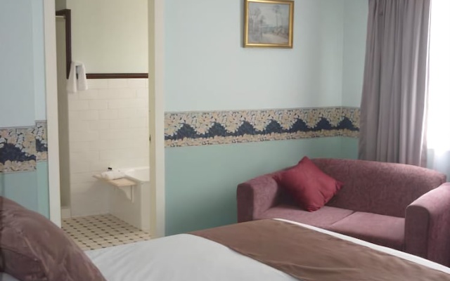 Mount Victoria Manor – Guest Rooms – Mount Victoria