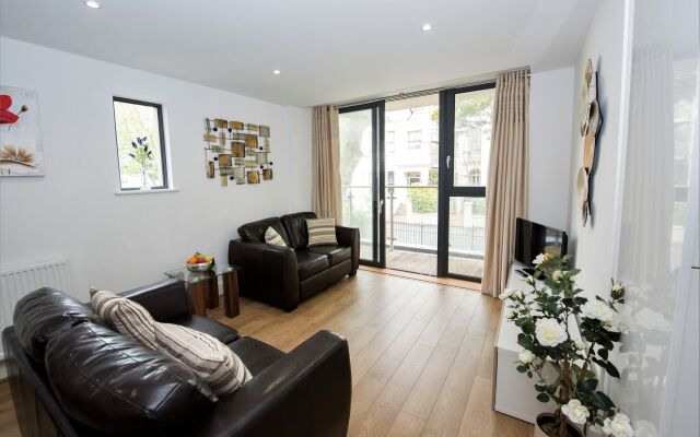 Charles Court Serviced Apartments