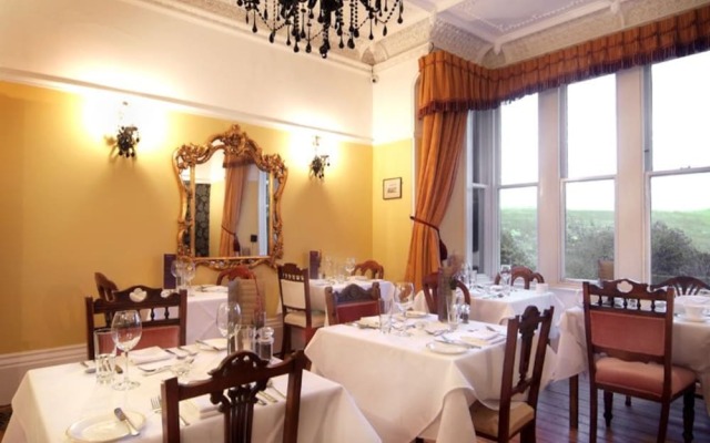 Ashmount Country House