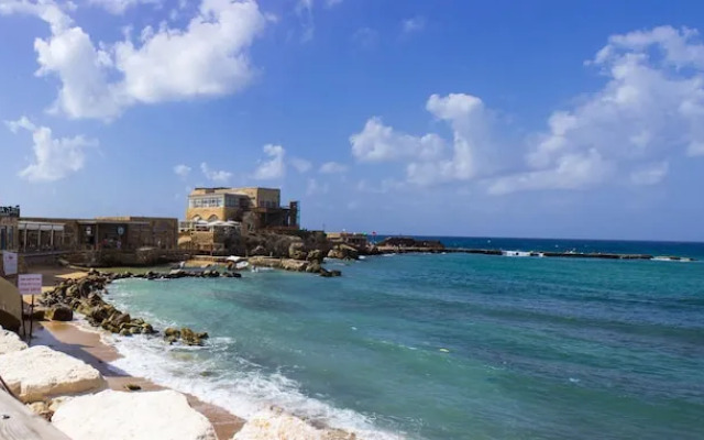 Ahuzat Shaul - Apartment