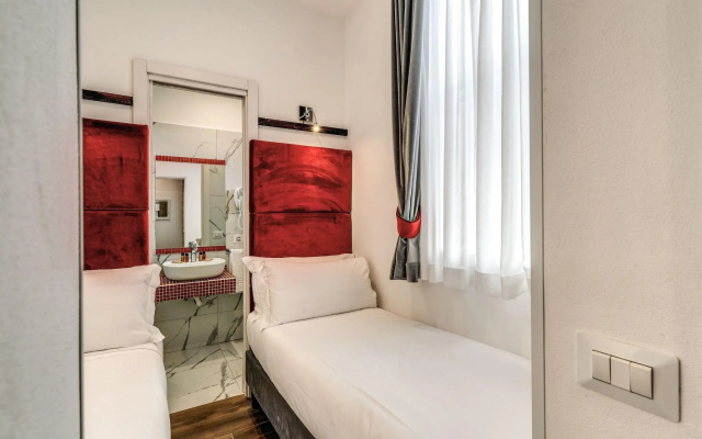 Tritone Top House