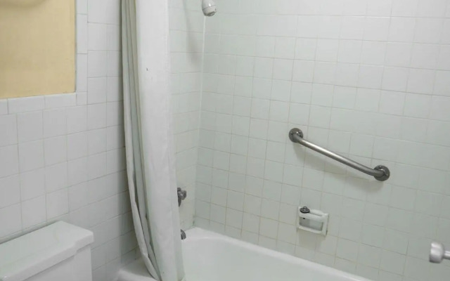 GT Hotels Inn & Suites Extended Stay