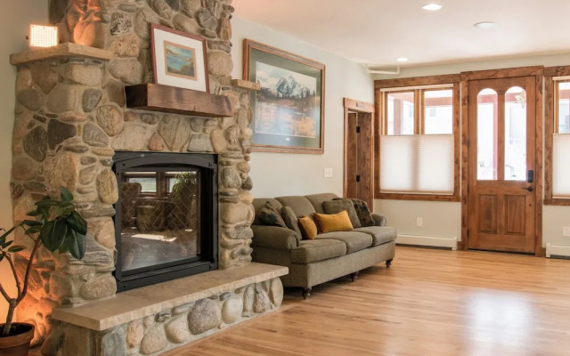 Clear Creek Inn