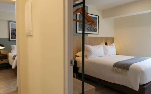 w Minimalist 2BR in Miraflores