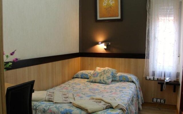 Hostal De La Torre