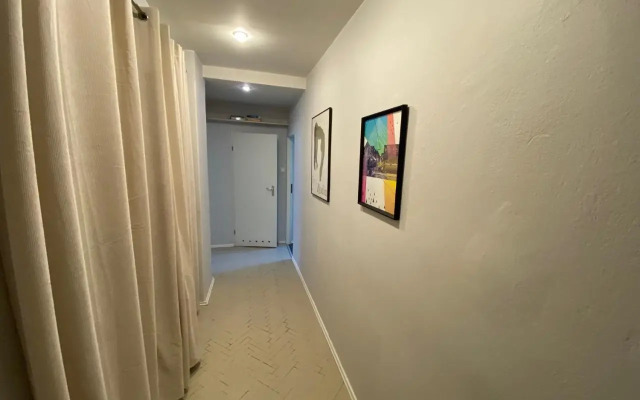 Krucza Street 51 in the City Center