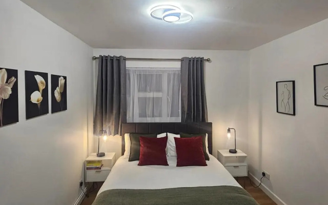 1 Bed Flat - Sleeps 4 - Pets - Parking - Wifi