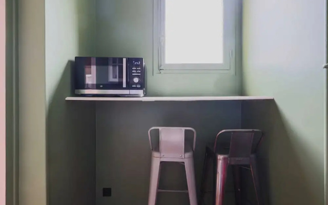 Cosy Modern Studio -2p- Moulin Rouge