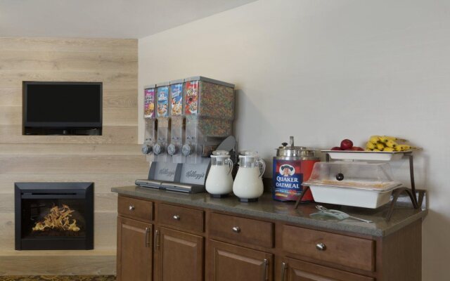 Country Inn & Suites by Radisson, Georgetown, KY