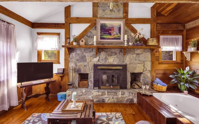 Osceola Mill Dining & Lodging