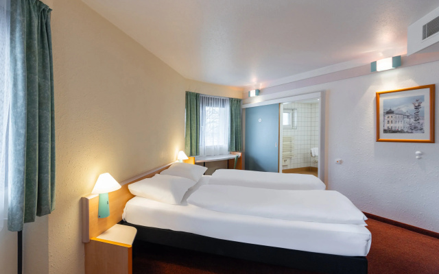 B&B HOTEL Wuppertal-City