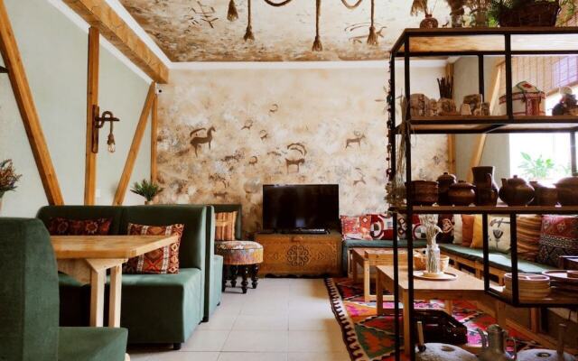 Silkroad Guest house