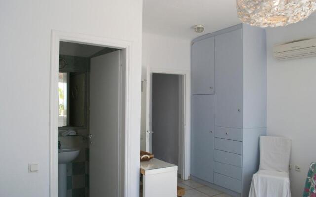 Nafsika 4Bedroom Sea View House