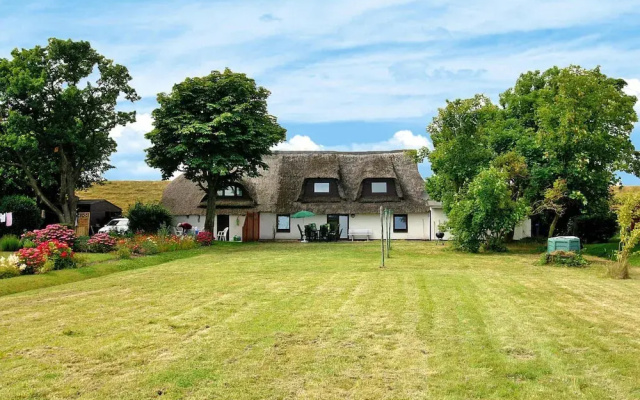 Holiday Home on the Dike, Busum