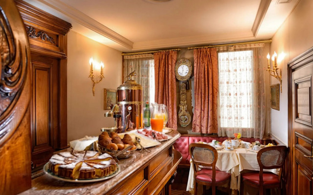 Torre dell'Orologio Suites