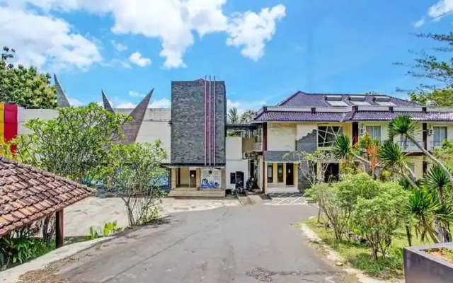 Hotel Orchid Wonosari