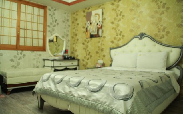 Andong Hotel