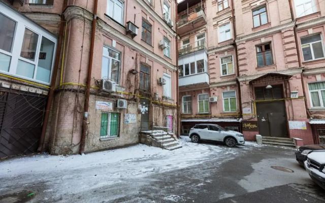 Mikhailivska Antique