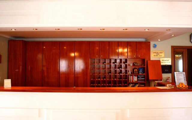 Albatros Hotel