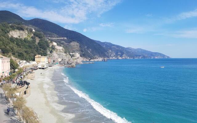 Olivia New Apt with - AC