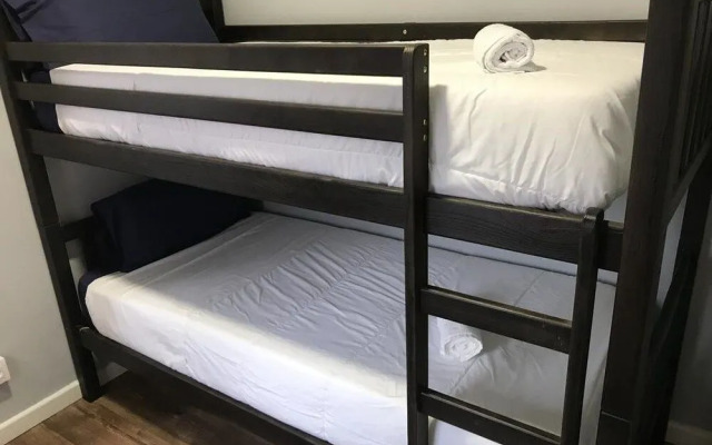 Estrella Suites - Hostel