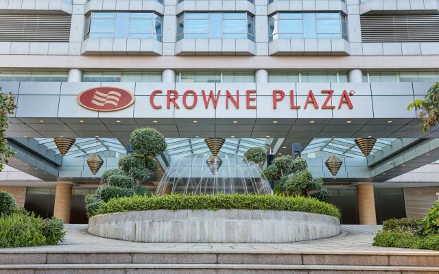 Crowne Plaza Zhongshan Wing on City by IHG