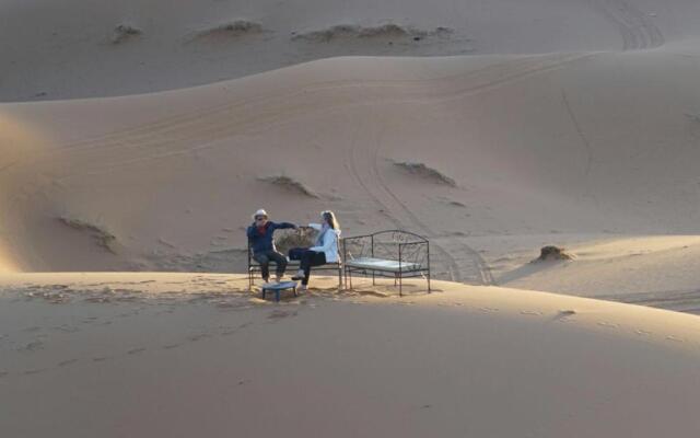 Moda Camp Merzouga - Camel Quad Sunboarding ATV
