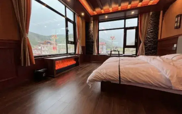 Kangding Zangyuan Kangba Boutique Homestay