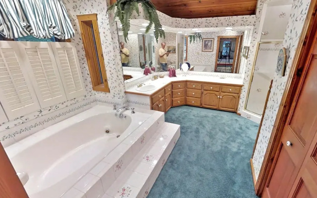 Big Trout Lake Lodge