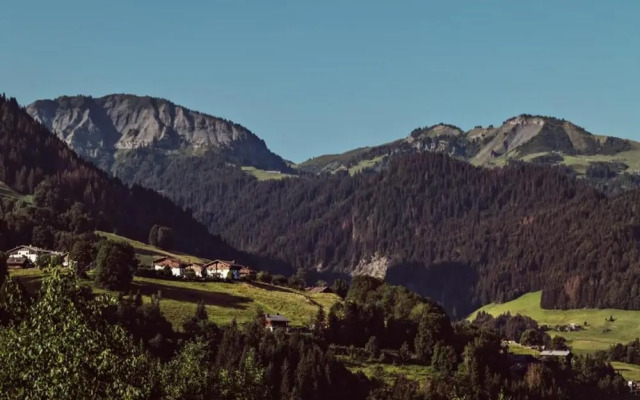 Stylish Chalet in Charming Megeve