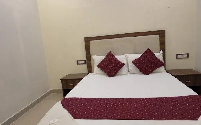 Hotel Blue Sky Residency
