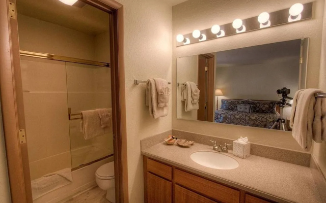 Pinenut Place by Lake Tahoe Accommodations