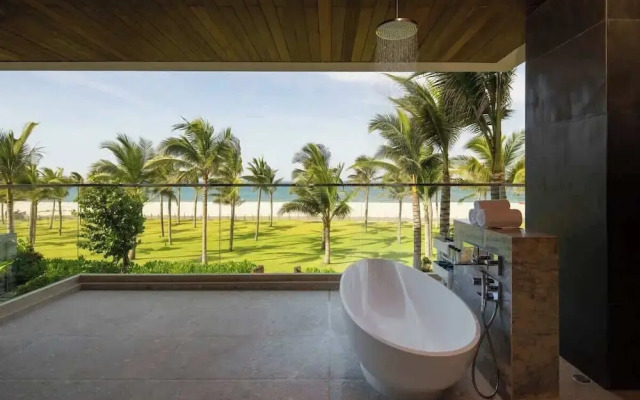 Elegant Retreat for Discerning Travelers